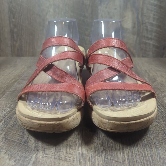 Crocs A-Leigh Red Leather Cork Wedge Women's Size 11 Sandals Comfort Shoes - Picture 3 of 14